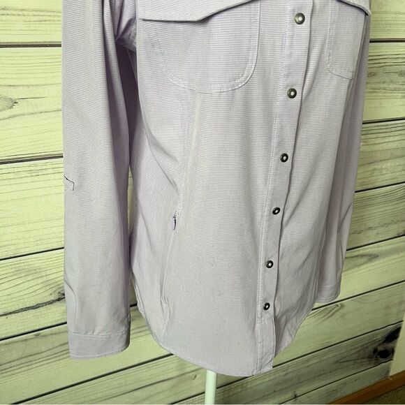 Duluth Trading Co Lilac Purple Sol Survivor Sun Protection Button Down Shirt - Picture 8 of 16